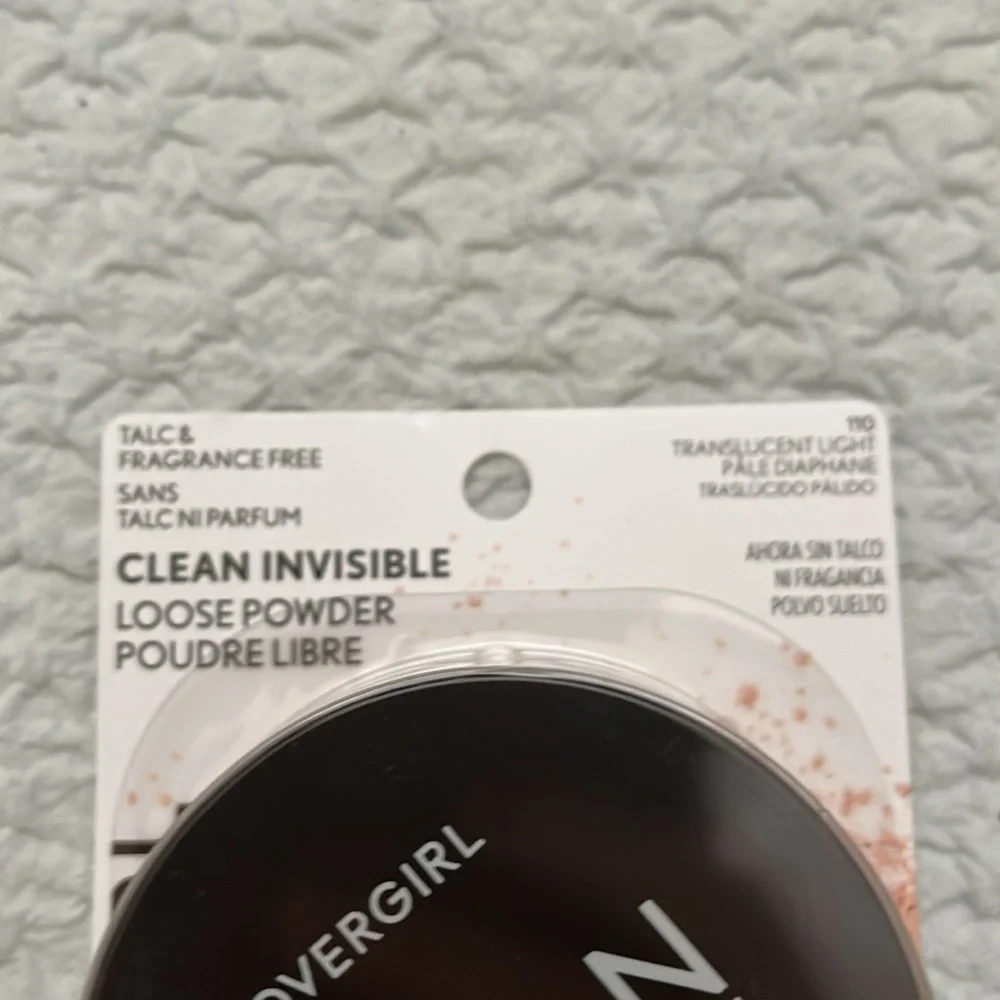 NWT Covergirl Clean Invisible Loose Powder 110 Translucent Light